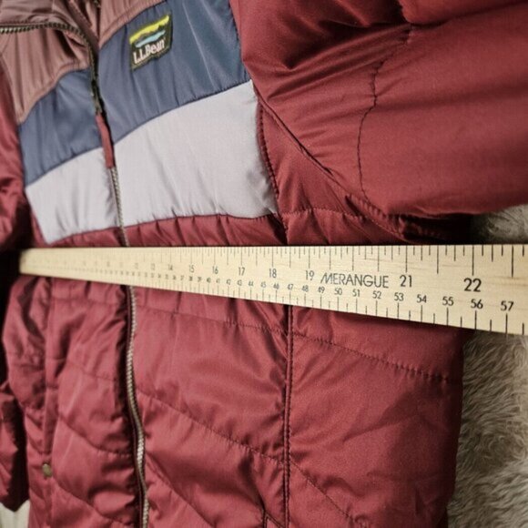 L.L. Bean Womens Mountain Classic Puffer Jacket Colorblock Blue White Red Size L - Picture 3 of 10